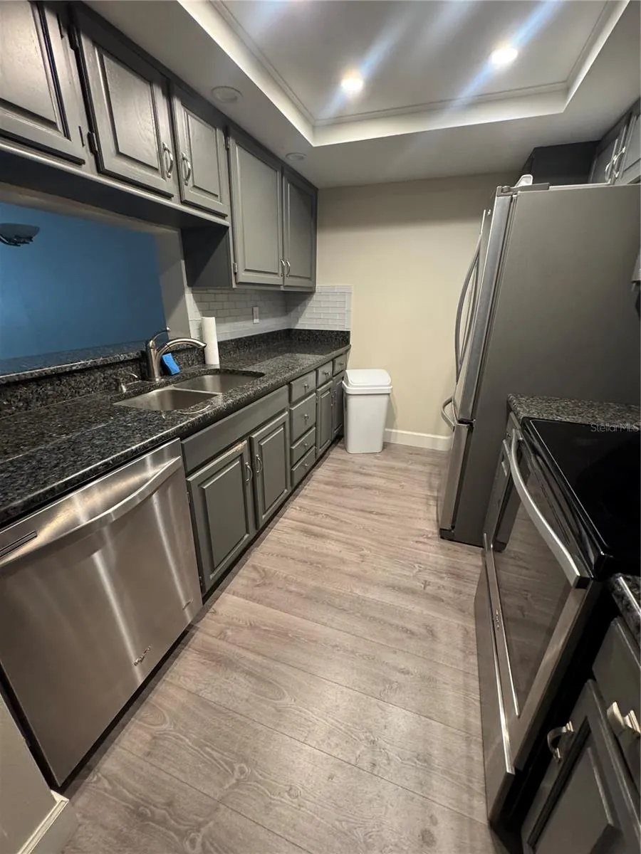 2593 COUNTRYSIDE BOULEVARD #7211 Clearwater, FL 33761
