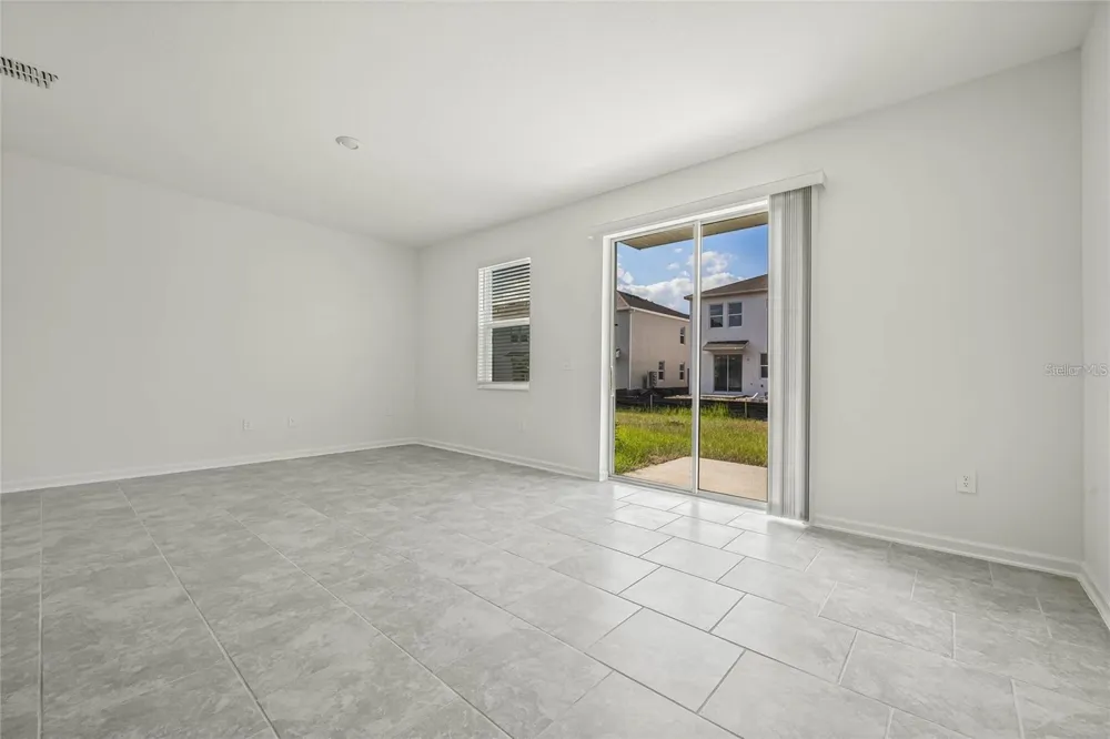3286 LAURENT LOOP Davenport, FL 33837