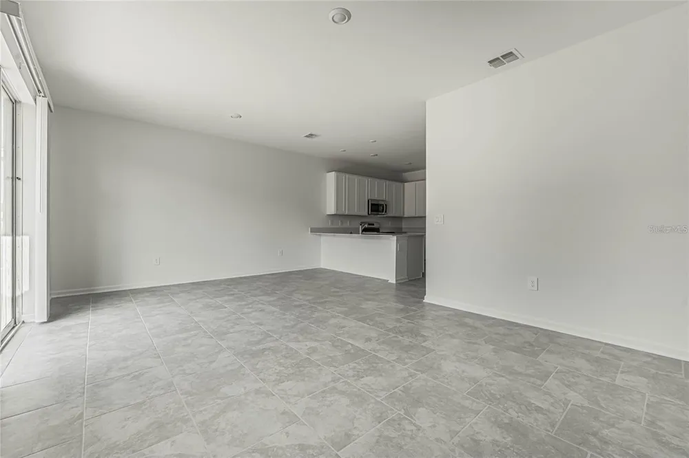 3286 LAURENT LOOP Davenport, FL 33837