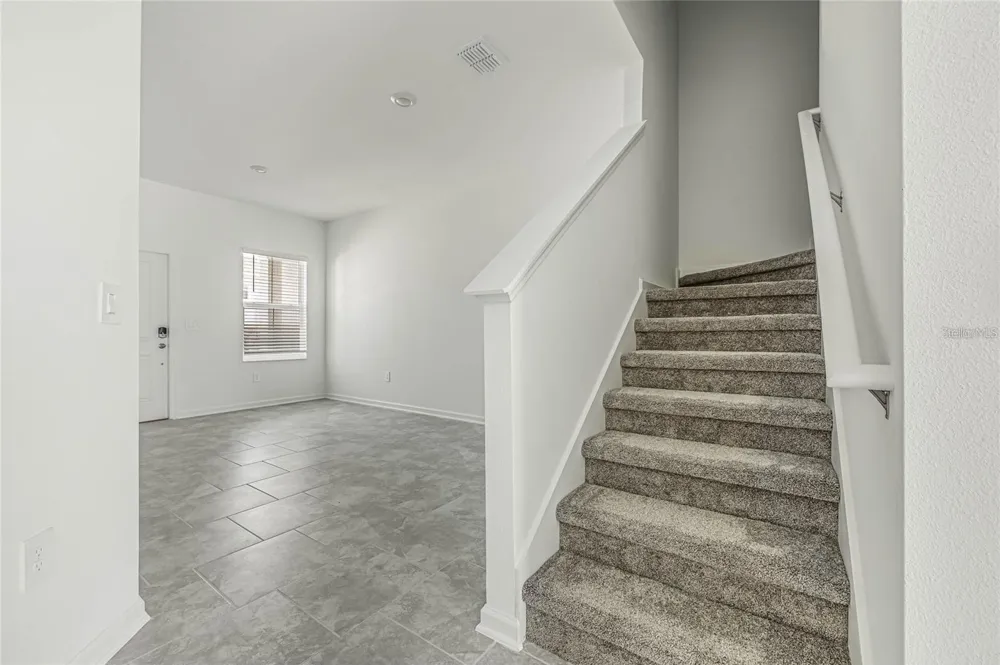 3286 LAURENT LOOP Davenport, FL 33837