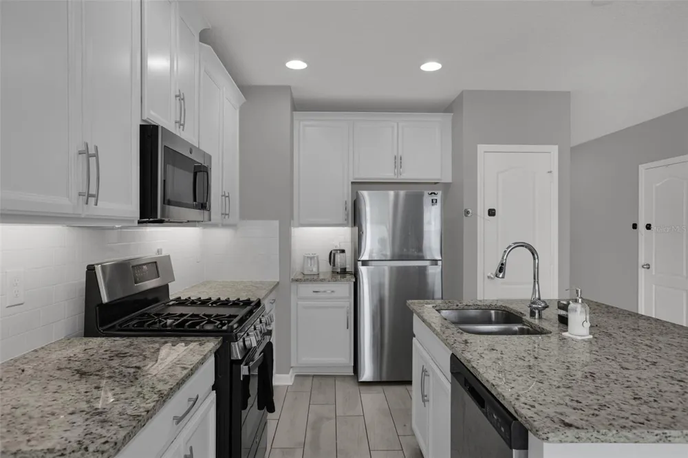 242 CEDAR BARK LANE Sanford, FL 32771