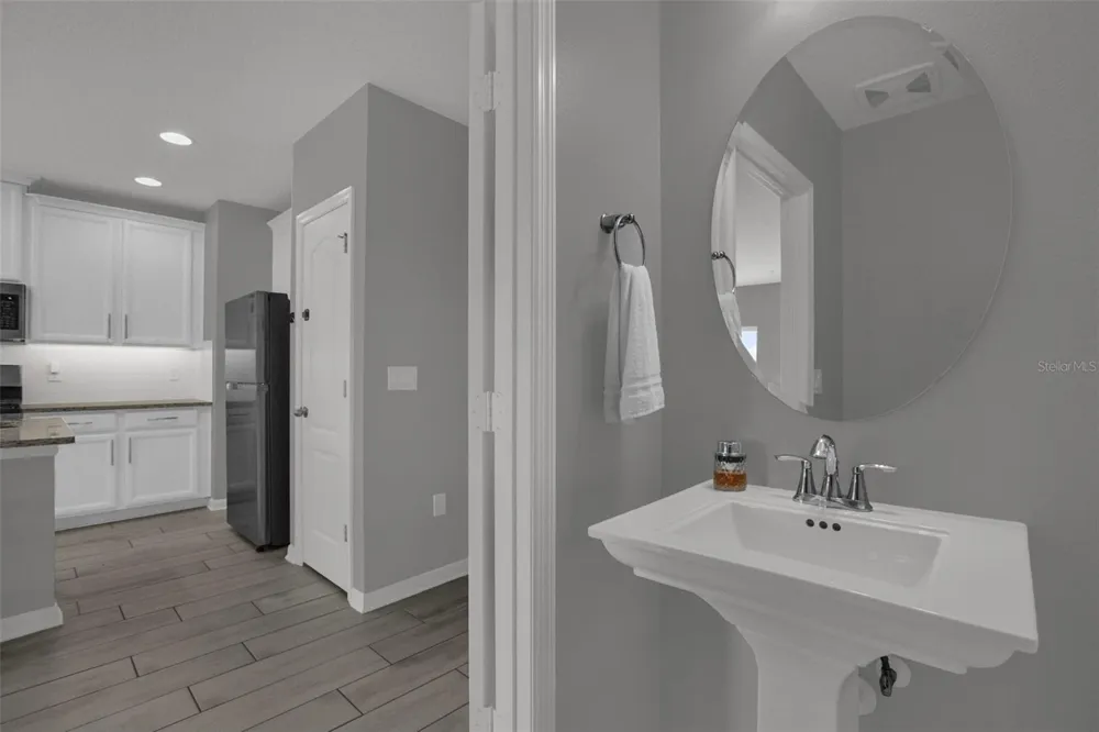 242 CEDAR BARK LANE Sanford, FL 32771