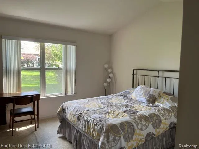 2176 Maplehurst Drive Commerce Charter Township, MI 48390
