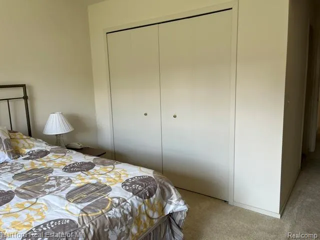 2176 Maplehurst Drive Commerce Charter Township, MI 48390