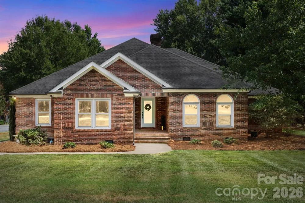 412 Shadydale Court Fort Mill, SC 29708