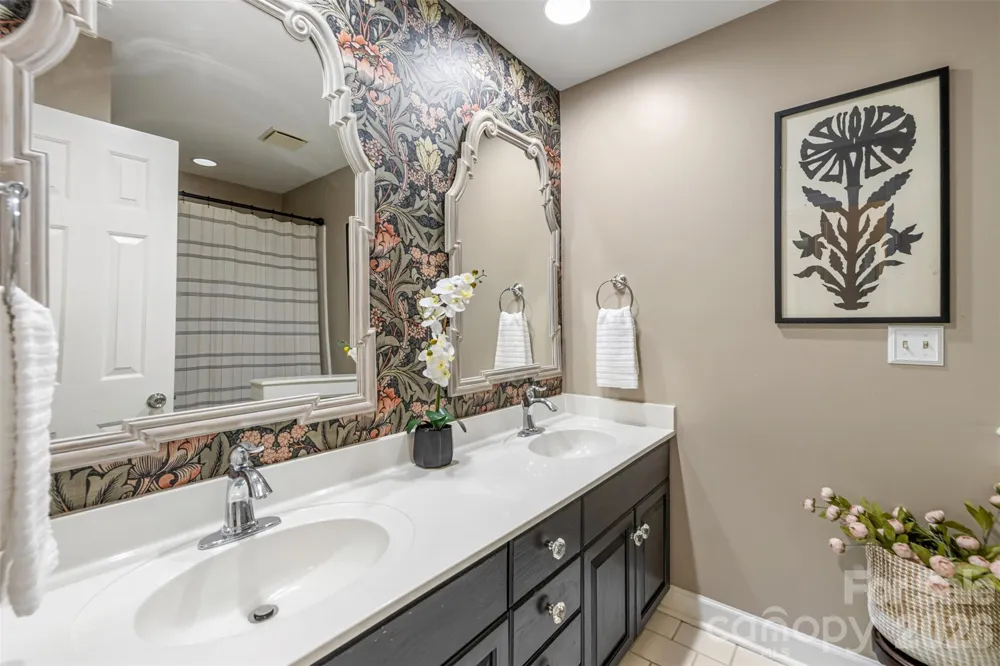412 Shadydale Court Fort Mill, SC 29708