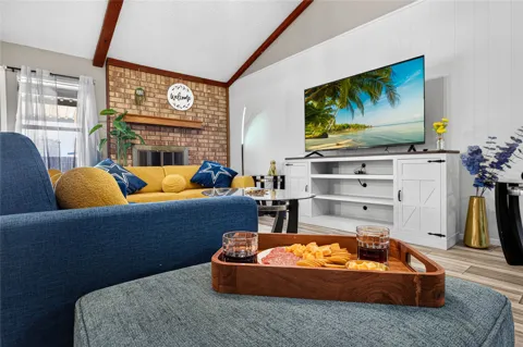 2317 Kerry Lane