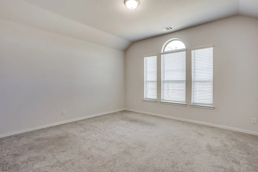 112 Everest Court Burleson, TX 76028