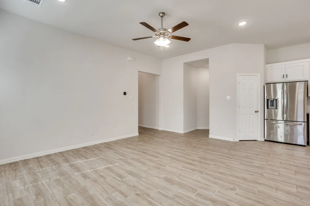 112 Everest Court Burleson, TX 76028