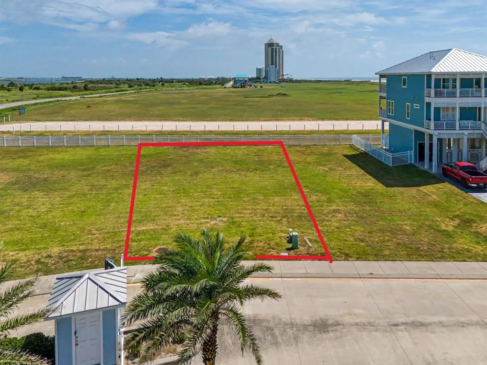 54 Grand Beach Boulevard Galveston, TX 77550