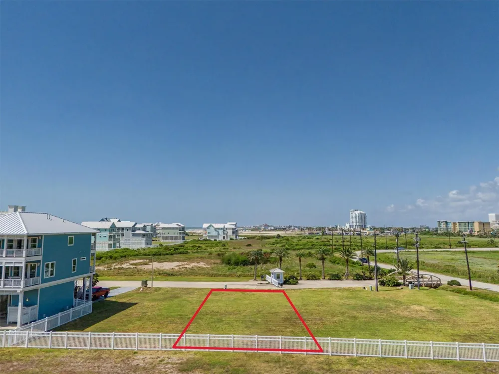 54 Grand Beach Boulevard Galveston, TX 77550