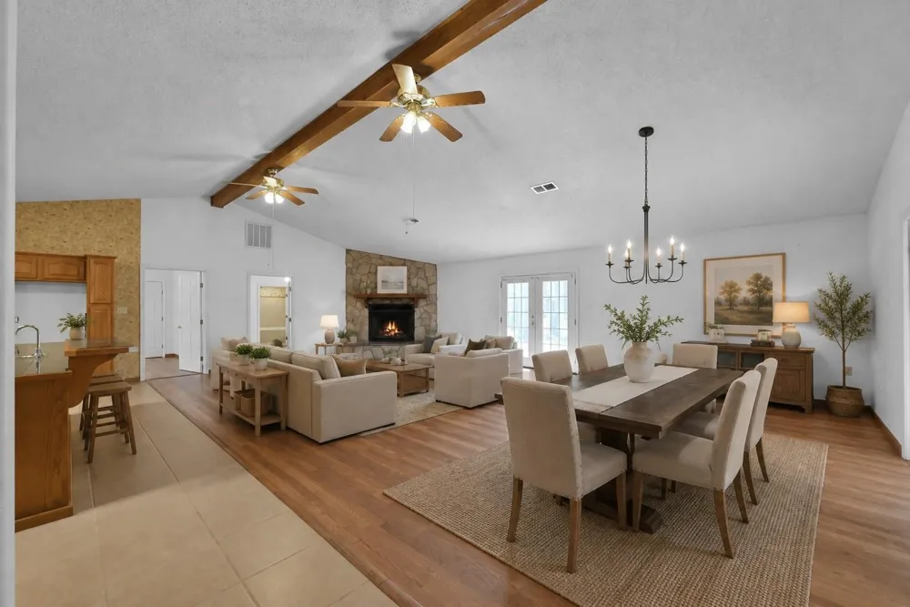 121 Magnolia Boulevard New Caney, TX 77357