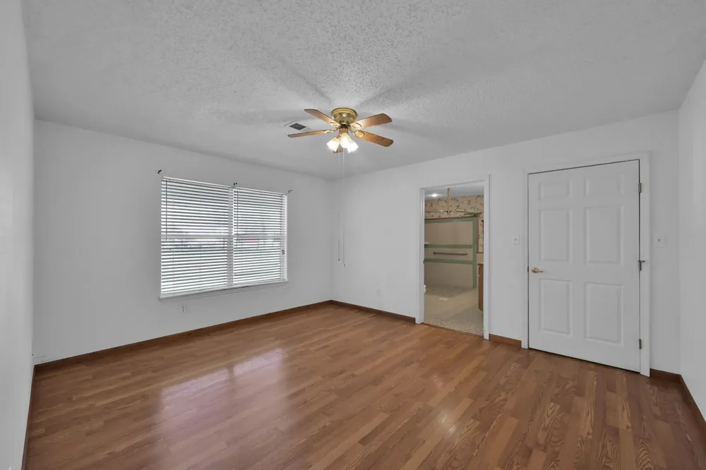 121 Magnolia Boulevard New Caney, TX 77357