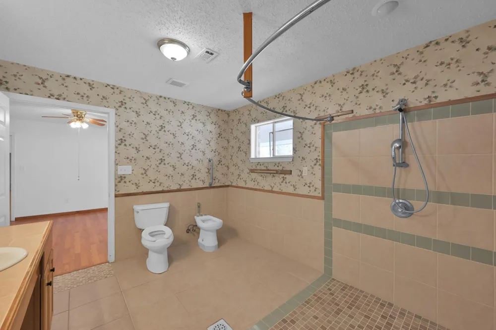 121 Magnolia Boulevard New Caney, TX 77357