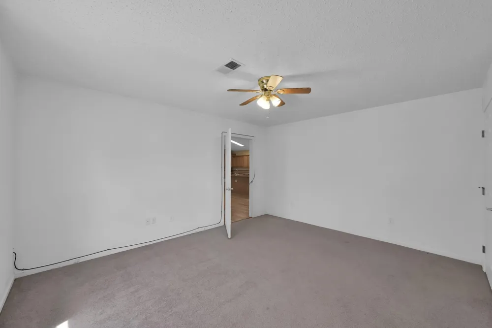 121 Magnolia Boulevard New Caney, TX 77357