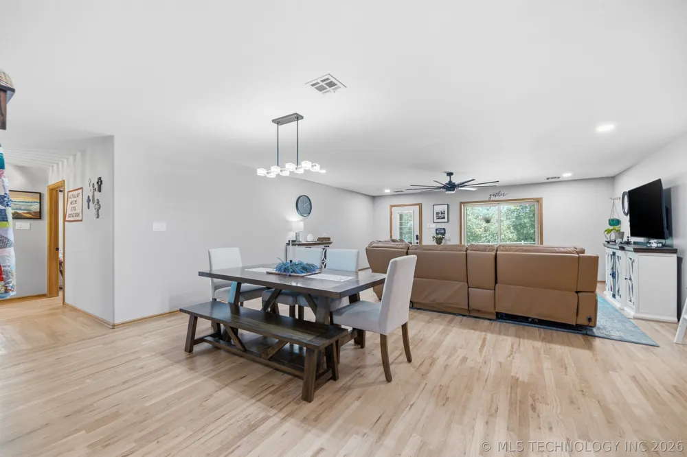 17156 S 4102 ROAD Claremore, OK 74017