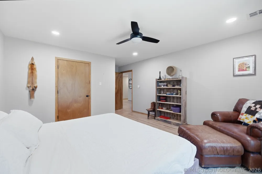 17156 S 4102 ROAD Claremore, OK 74017