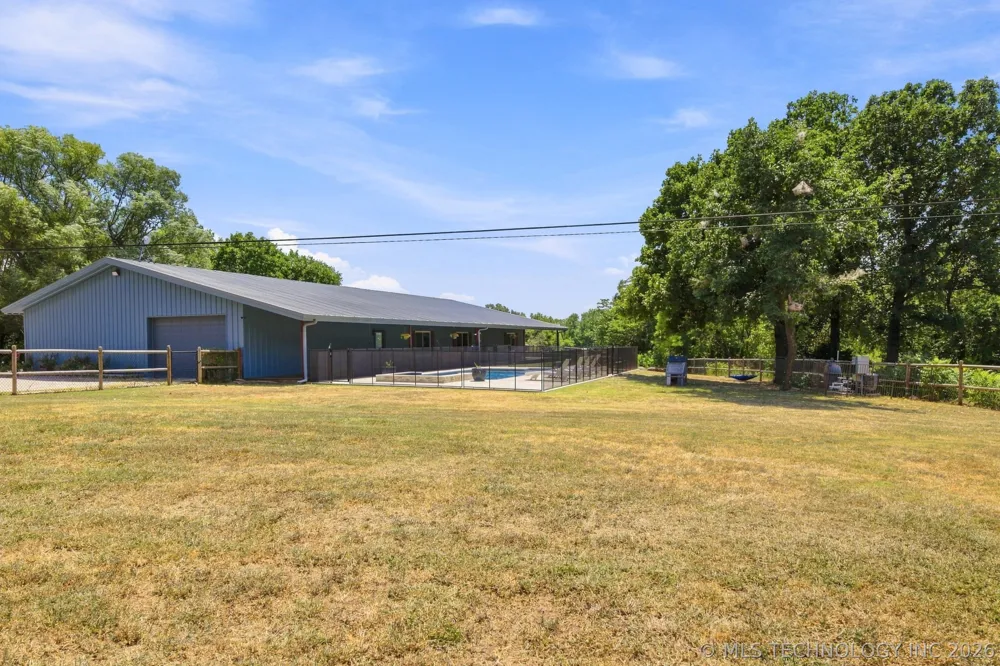 17156 S 4102 ROAD Claremore, OK 74017