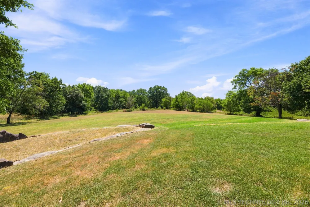 17156 S 4102 ROAD Claremore, OK 74017