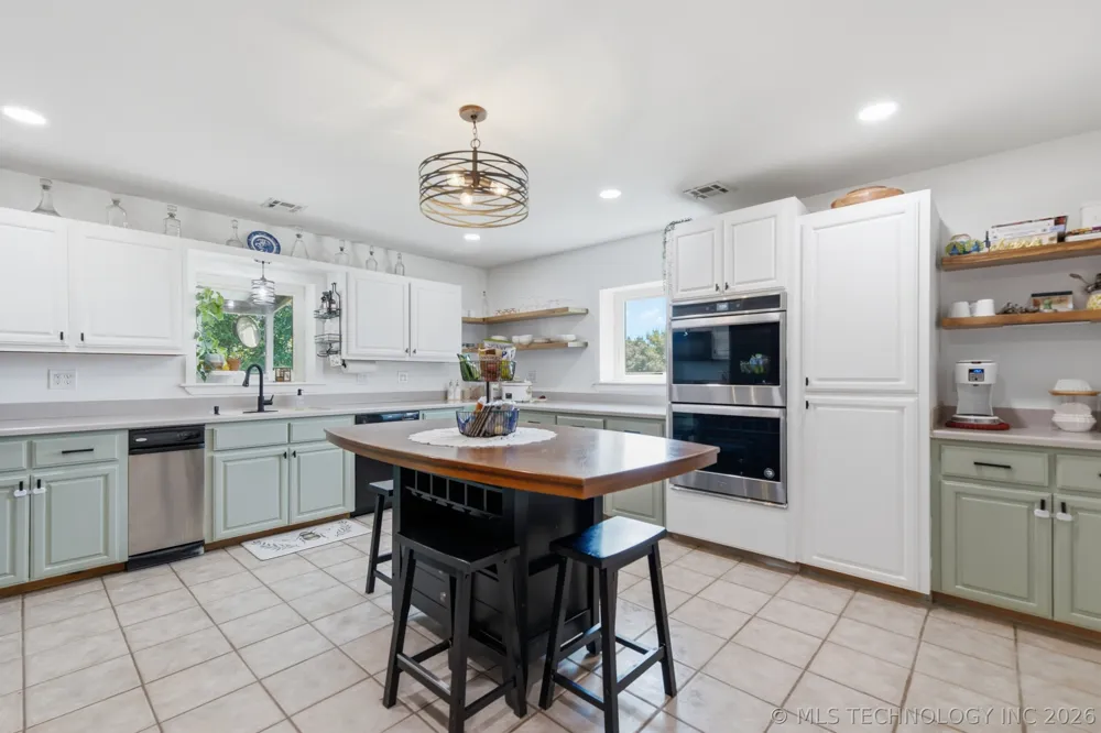 17156 S 4102 ROAD Claremore, OK 74017