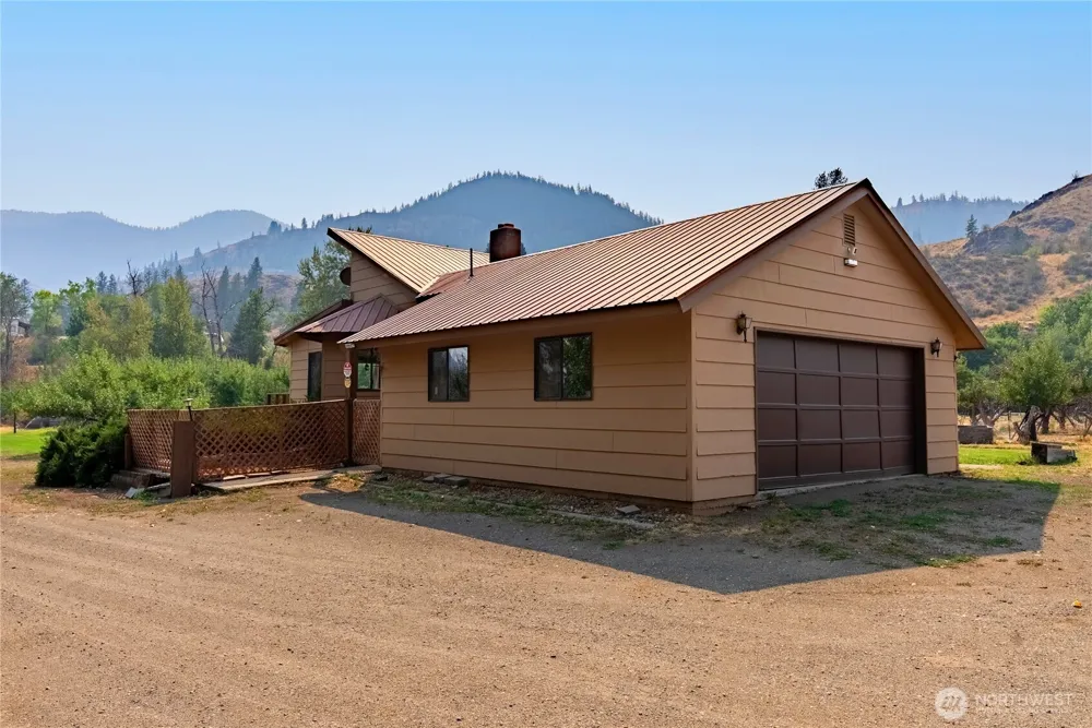 905 Schulz Lane Twisp, WA 98856