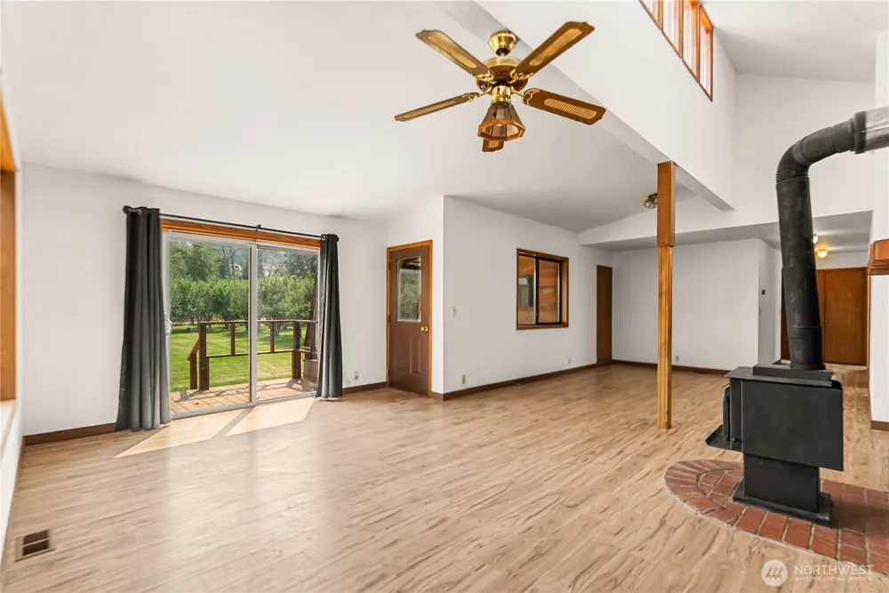 905 Schulz Lane Twisp, WA 98856