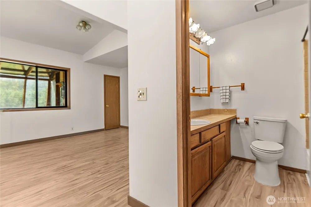 905 Schulz Lane Twisp, WA 98856