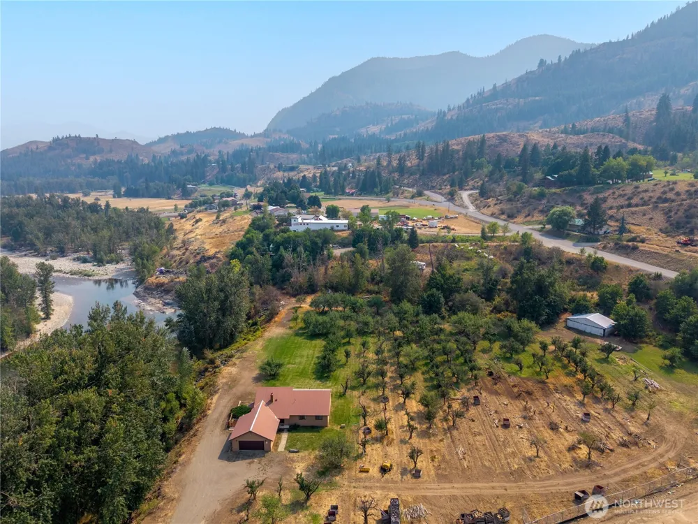 905 Schulz Lane Twisp, WA 98856