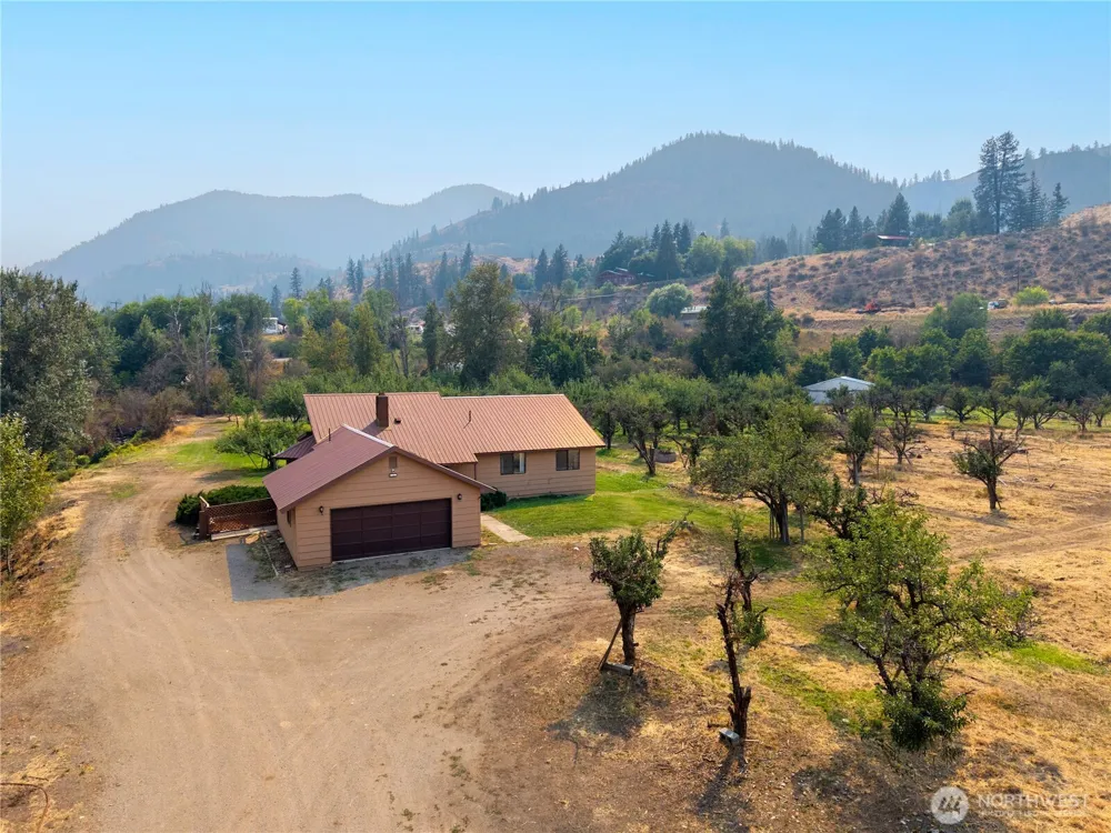 905 Schulz Lane Twisp, WA 98856