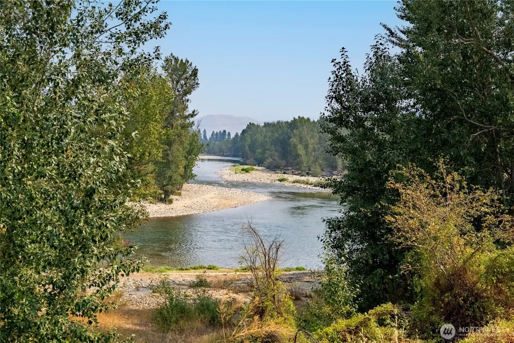 905 Schulz Lane Twisp, WA 98856