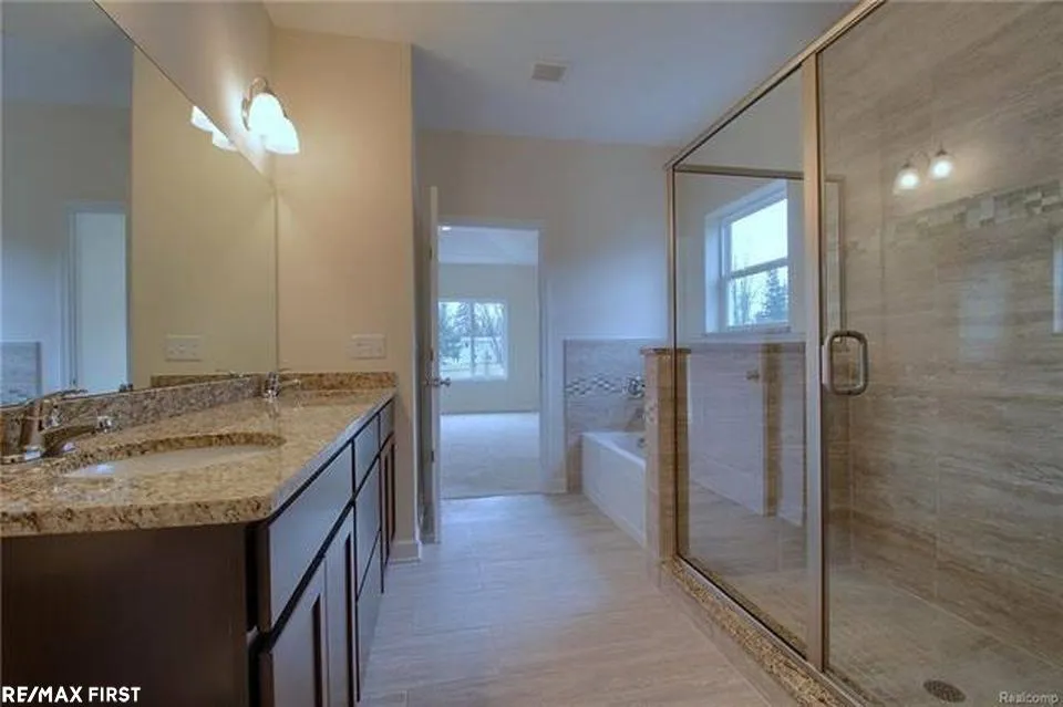 70618 Sunny Brook Lane Richmond City, MI 48062