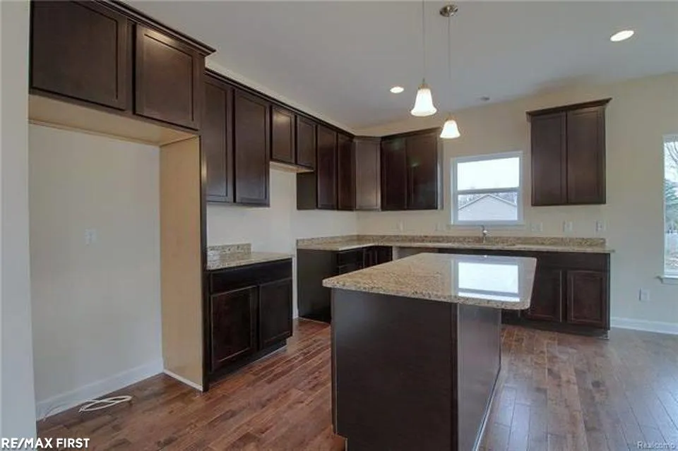 70618 Sunny Brook Lane Richmond City, MI 48062