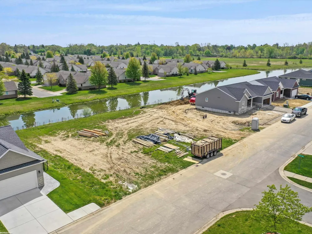 70618 Sunny Brook Lane Richmond City, MI 48062