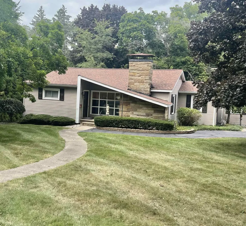 1202 W Oliver Street Owosso City, MI 48867