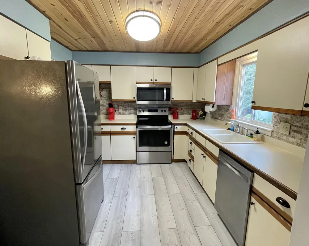 1202 W Oliver Street Owosso City, MI 48867