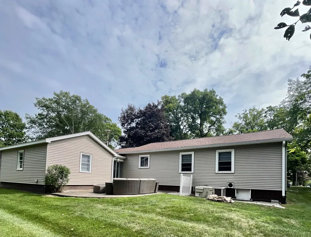 1202 W Oliver Street Owosso City, MI 48867