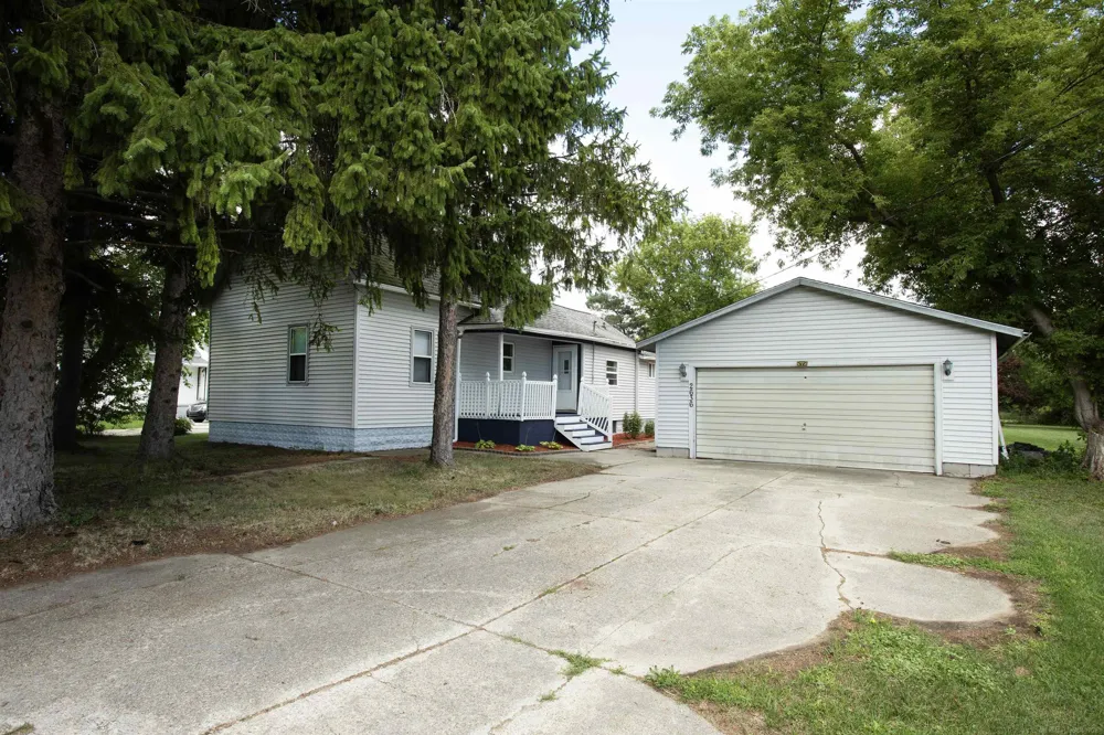 2636 Henry Street Port Huron City, MI 48060