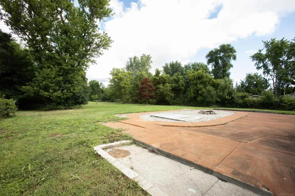 2636 Henry Street Port Huron City, MI 48060