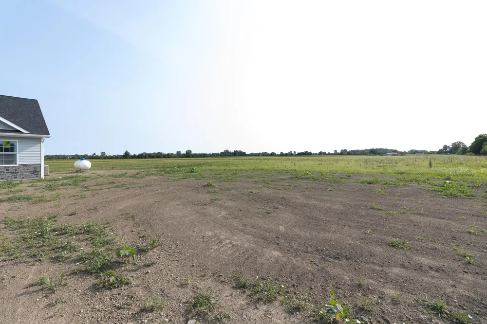 10428 Carroll Road Columbus Township, MI 48063