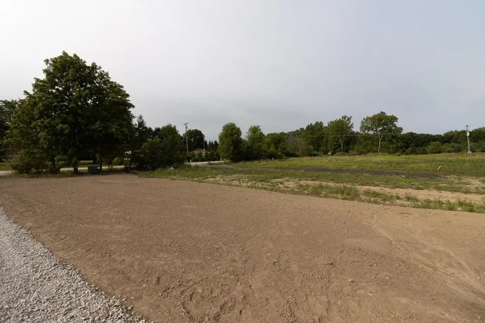 10428 Carroll Road Columbus Township, MI 48063