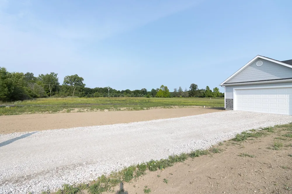 10428 Carroll Road Columbus Township, MI 48063