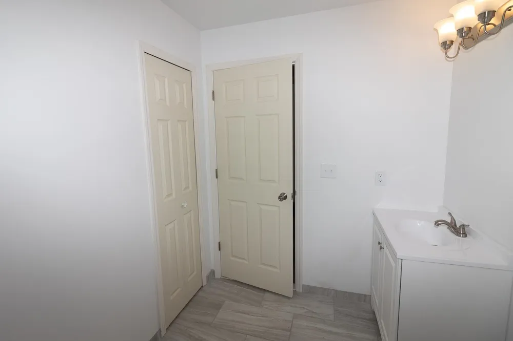 10428 Carroll Road Columbus Township, MI 48063