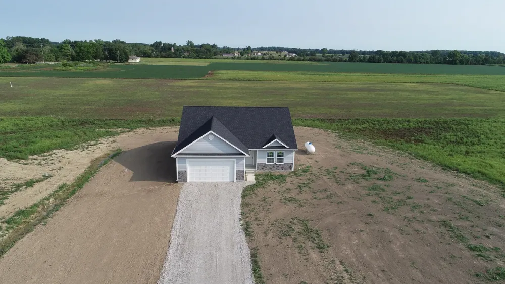10428 Carroll Road Columbus Township, MI 48063