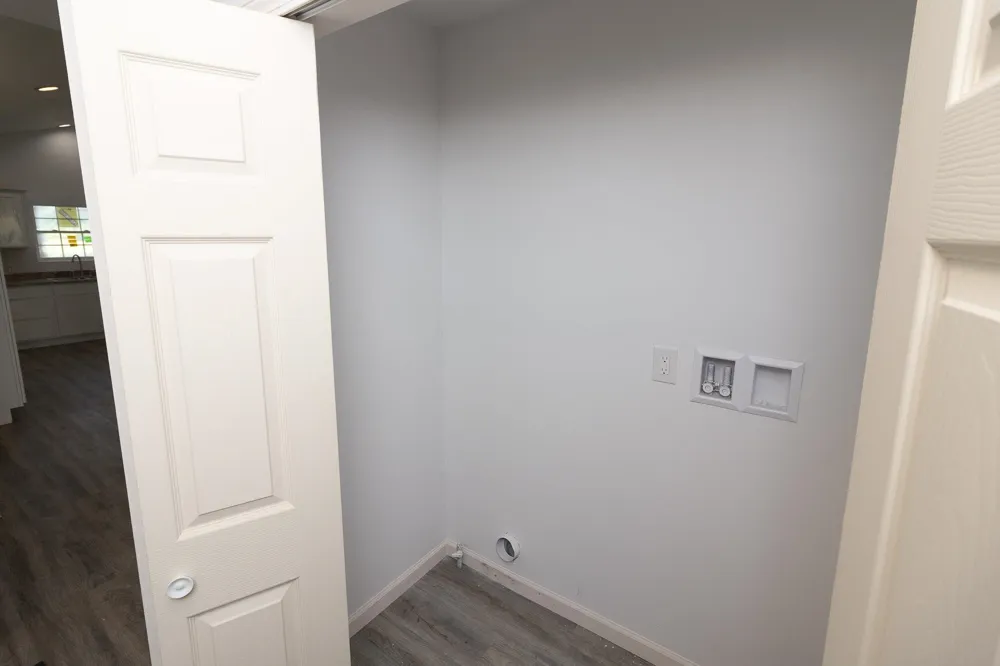 10428 Carroll Road Columbus Township, MI 48063