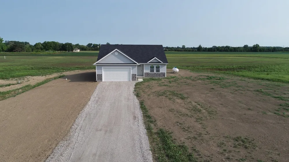 10428 Carroll Road Columbus Township, MI 48063