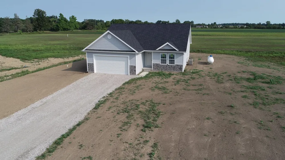 10428 Carroll Road Columbus Township, MI 48063