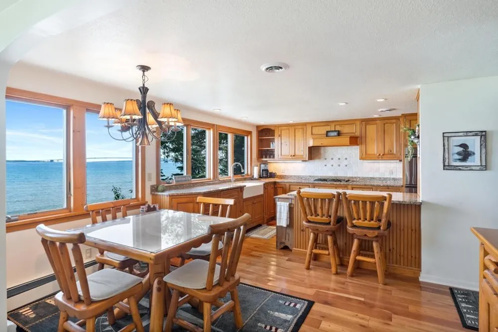 1308 Wenniway Wawatam Township, MI 49701
