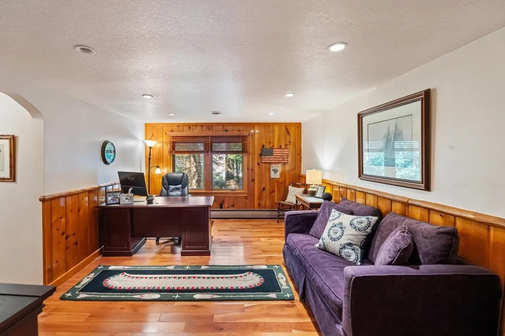 1308 Wenniway Wawatam Township, MI 49701