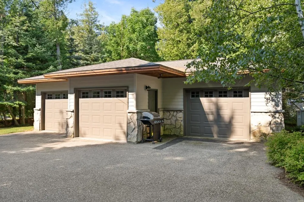 1308 Wenniway Wawatam Township, MI 49701