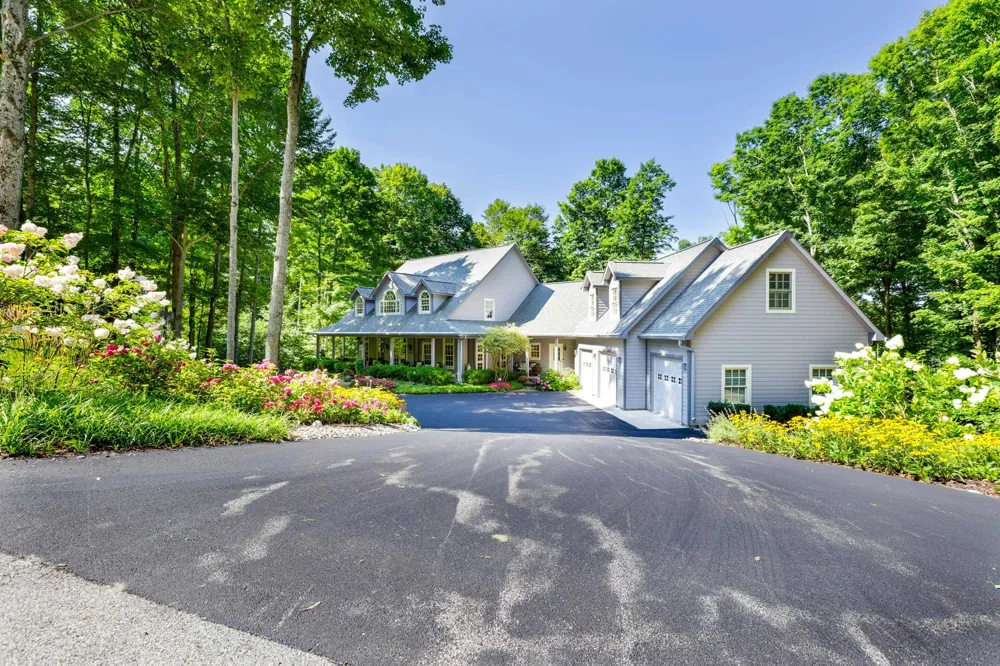 11511 Mountainwoods Drive Weldon Township, MI 49683